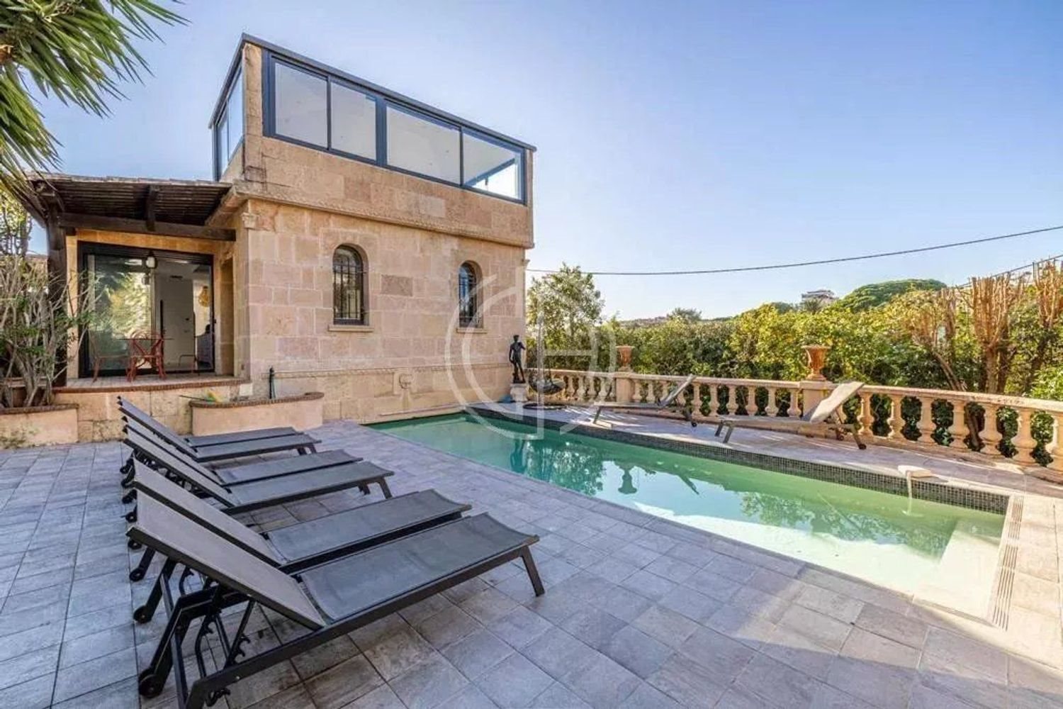 Maison à louer, 250m², Cannes