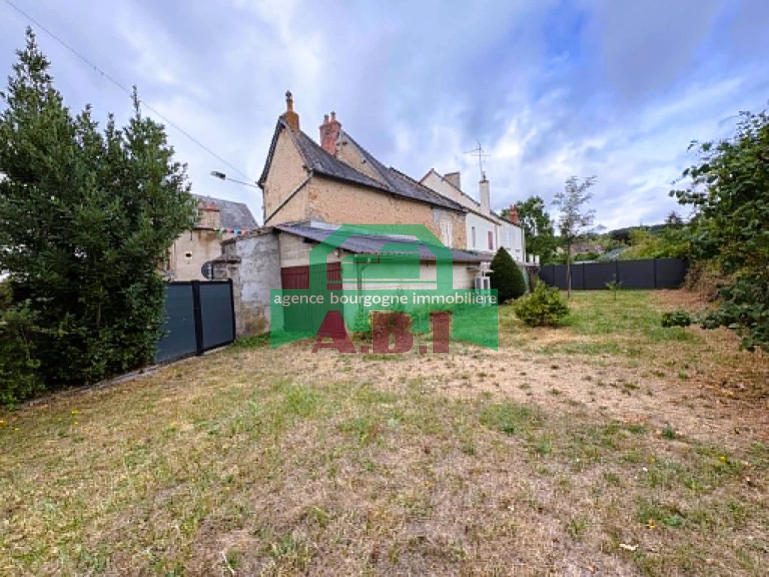 Maison à vendre, 110m², Saint-Saulge
