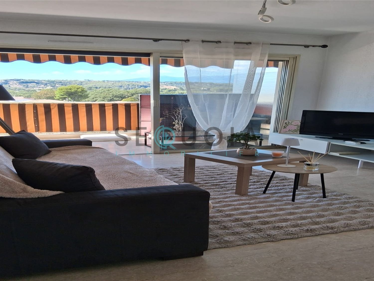 Appartement à louer, 33m², Antibes