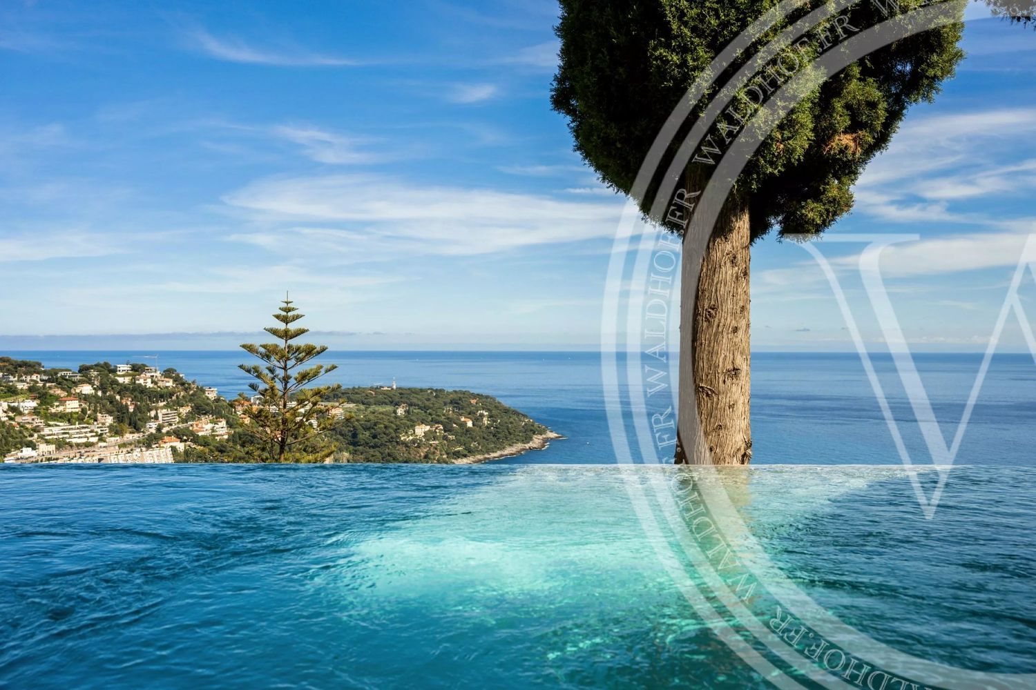 Maison à louer, 500m², Roquebrune-Cap-Martin