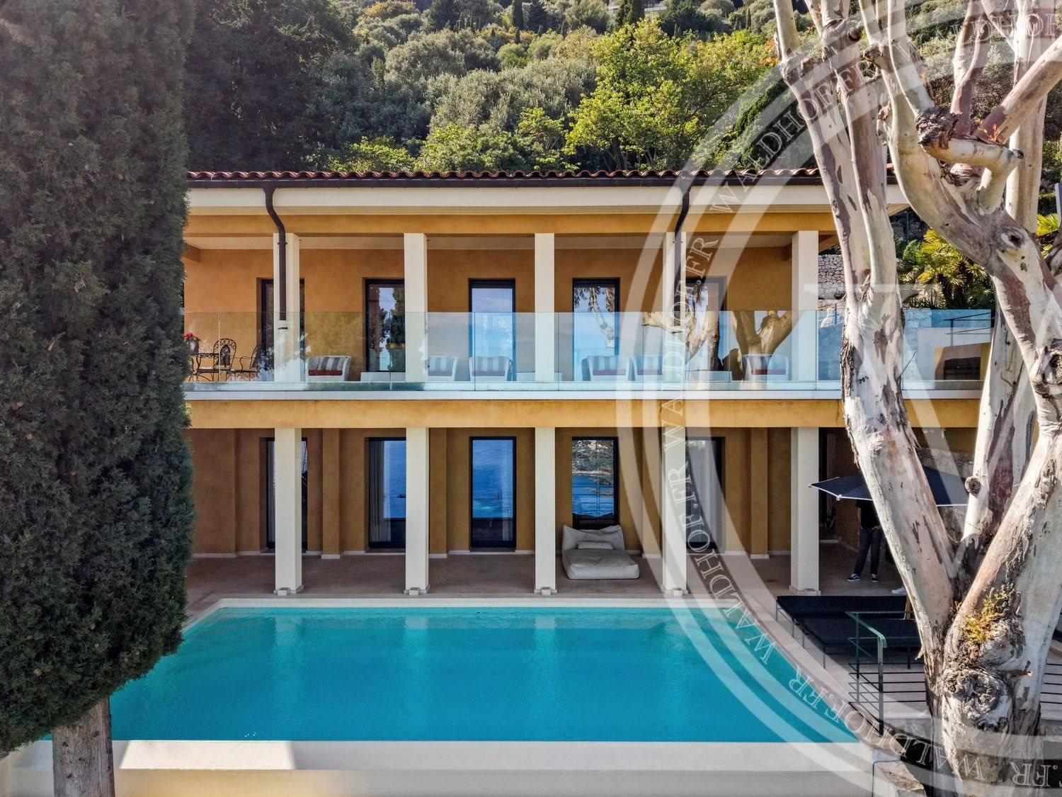 Maison à louer, 500m², Roquebrune-Cap-Martin