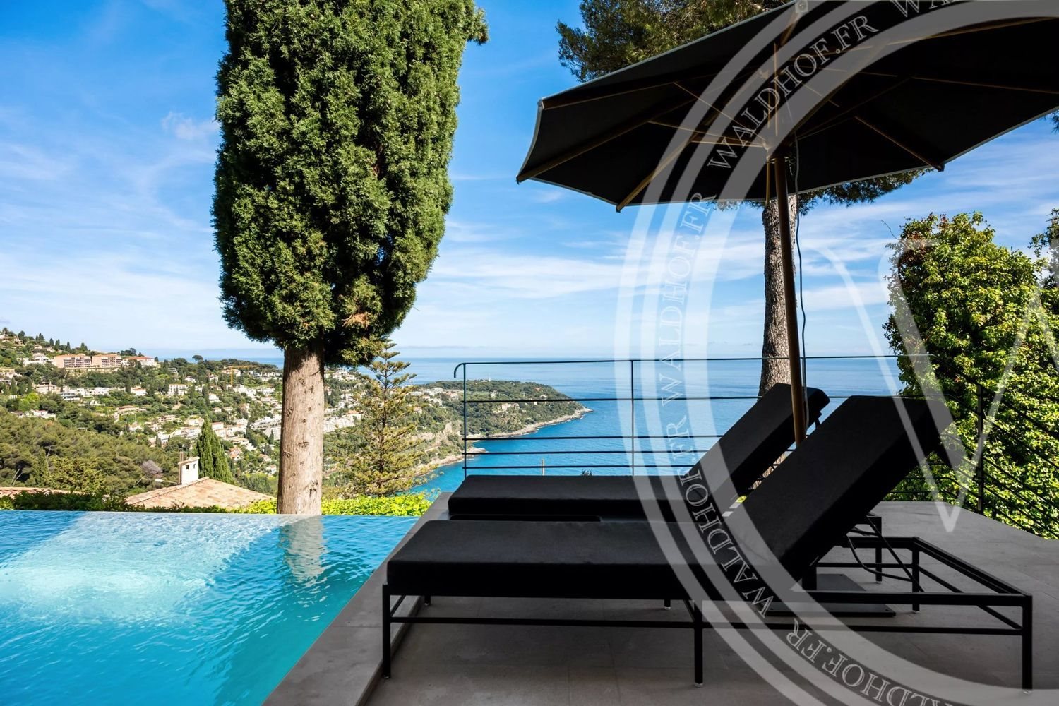 Maison à louer, 500m², Roquebrune-Cap-Martin