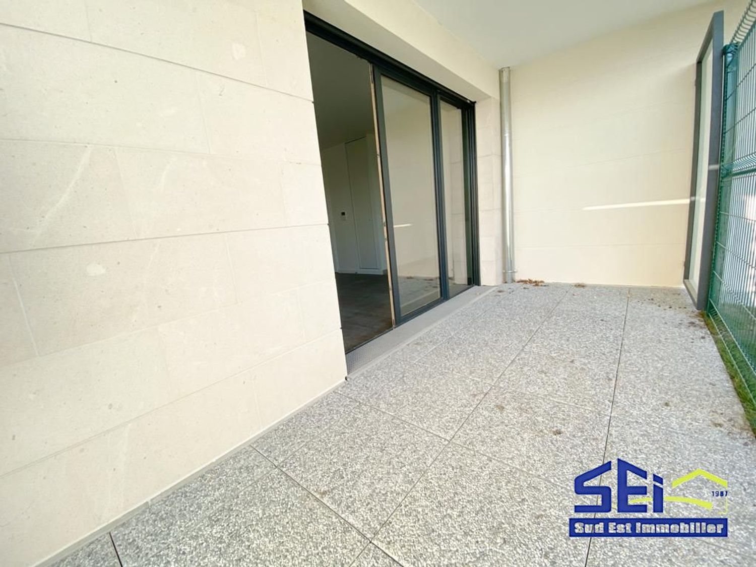 Appartement à louer, 28m², Saint-Maurice