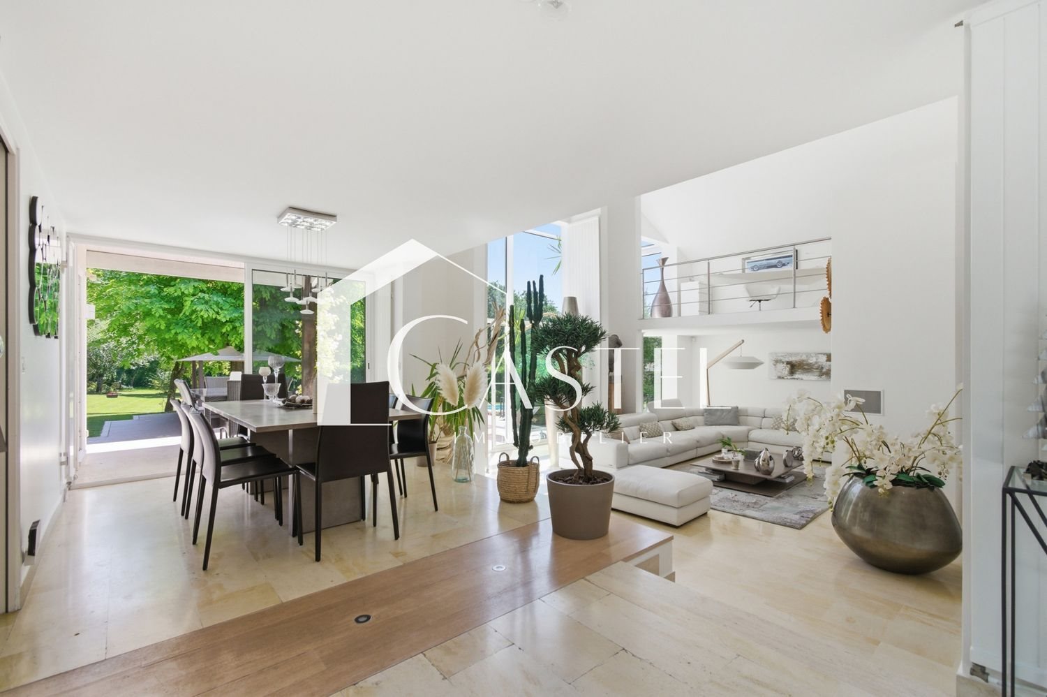 Maison à vendre, 260m², Crespières