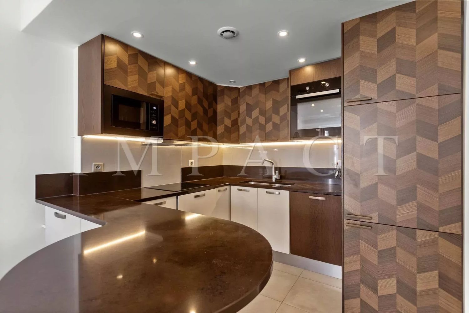 Appartement à louer, 55m², Cannes