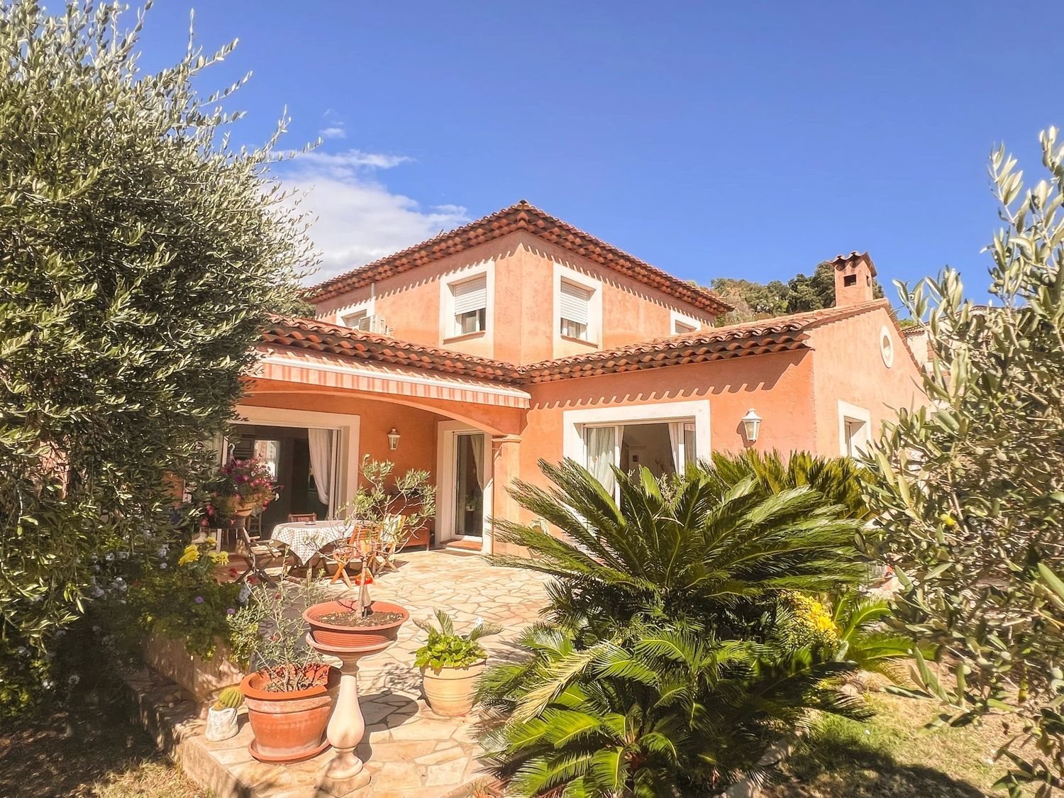 Maison à vendre, 174m², Pégomas