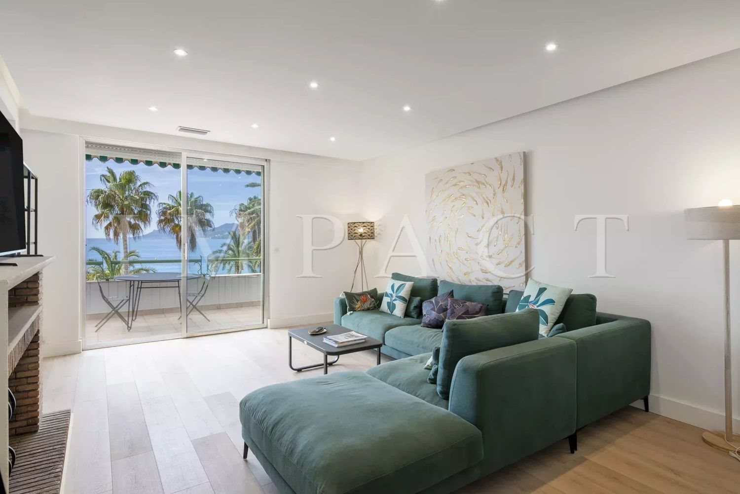 Appartement à louer, 90m², Cannes