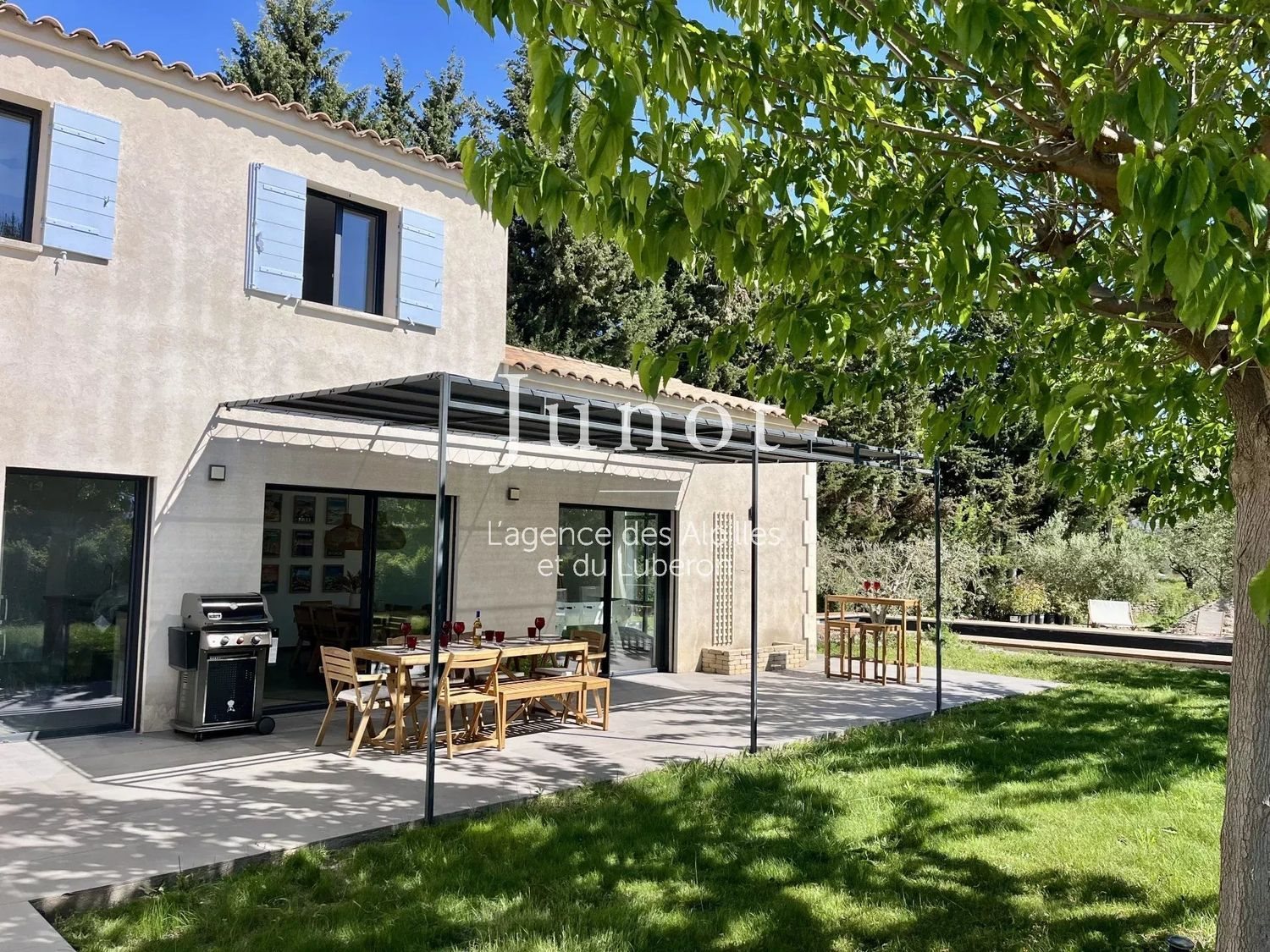 Maison à louer, 180m², Paradou