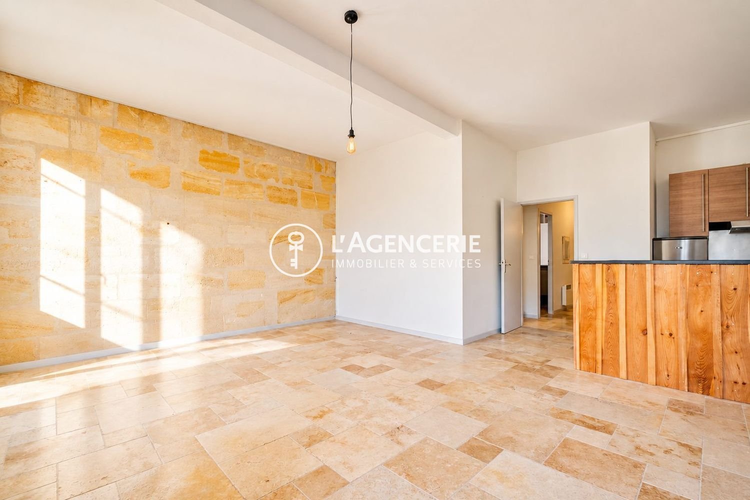 Appartement à louer, 71m², Bordeaux