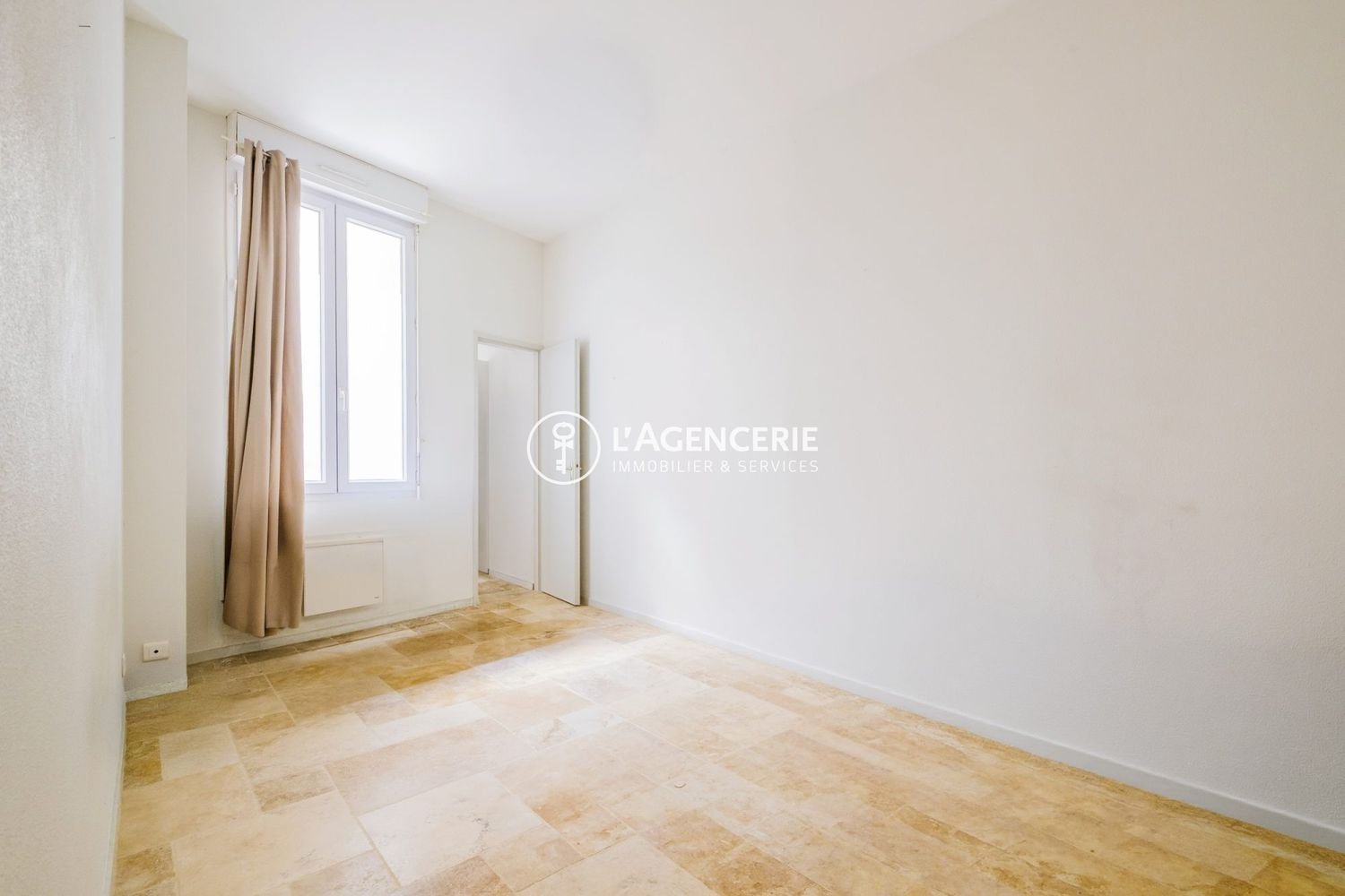 Appartement à louer, 71m², Bordeaux
