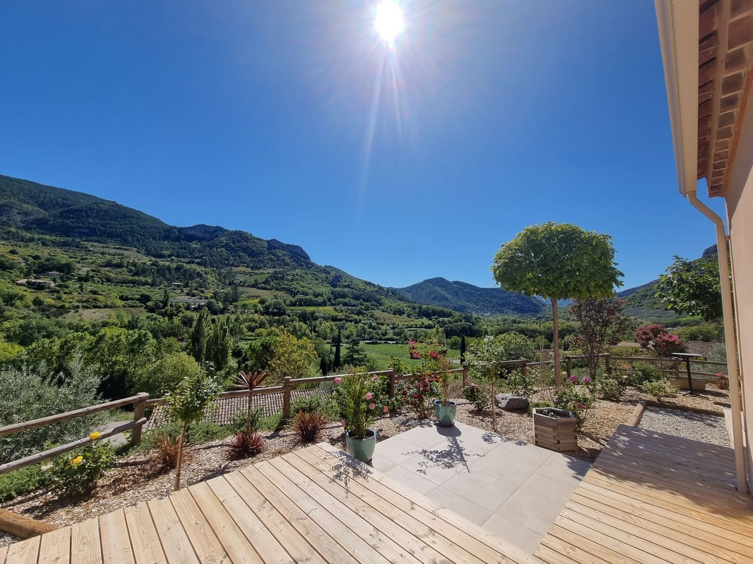 Maison à vendre, 110m², Sahune