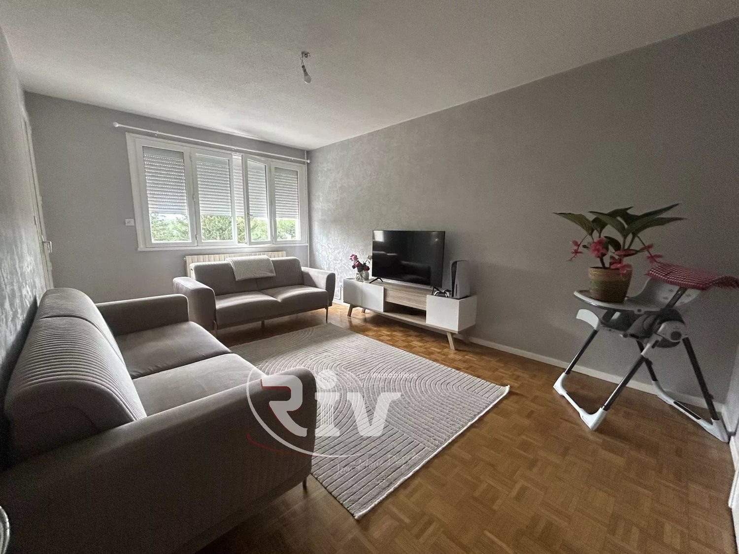 Appartement à louer, 64m², Pont-Evêque