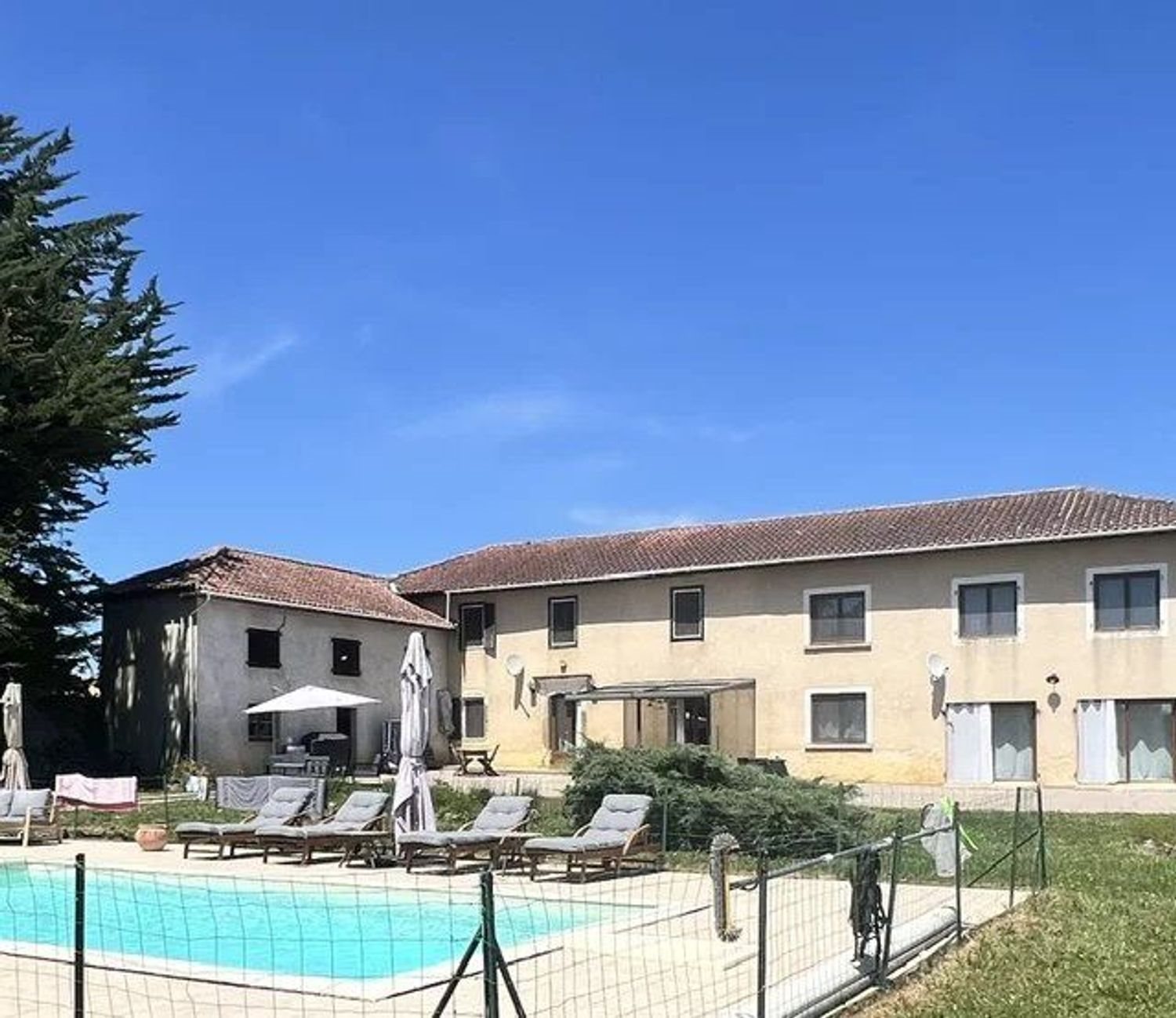 Maison à vendre, 268m², Sainte-Dode