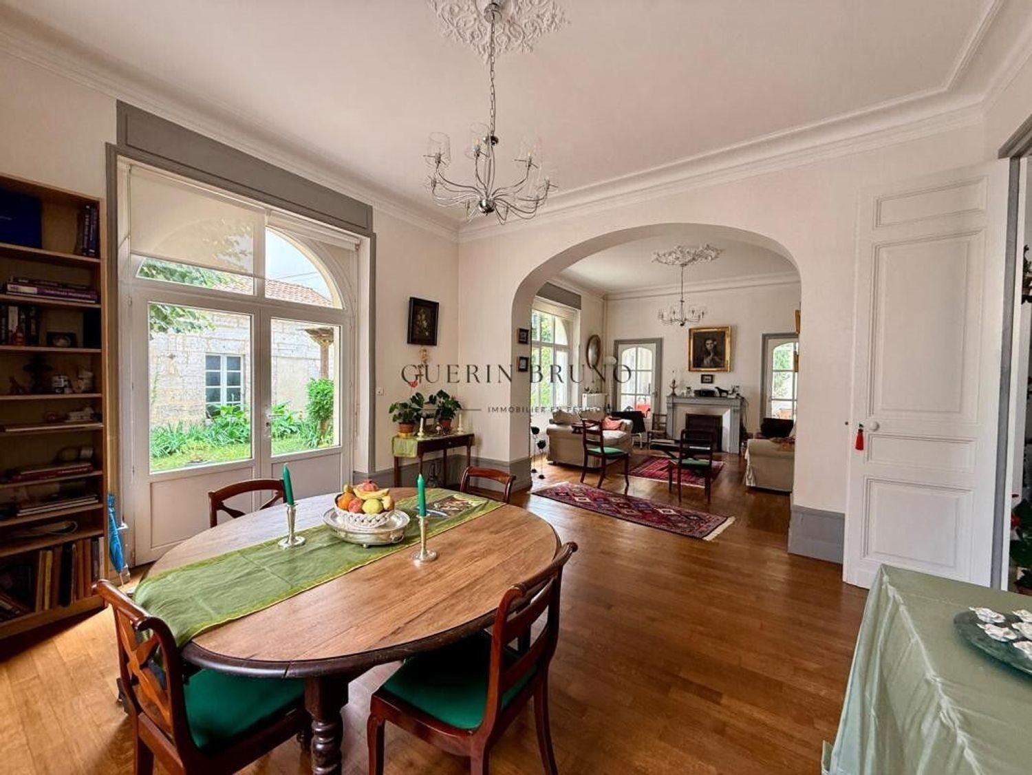 Maison à vendre, 215m², Aubagne