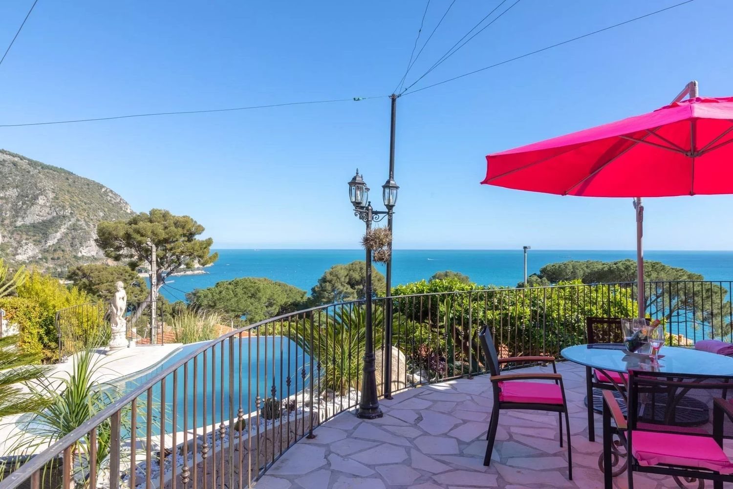 Maison à louer, 120m², Èze