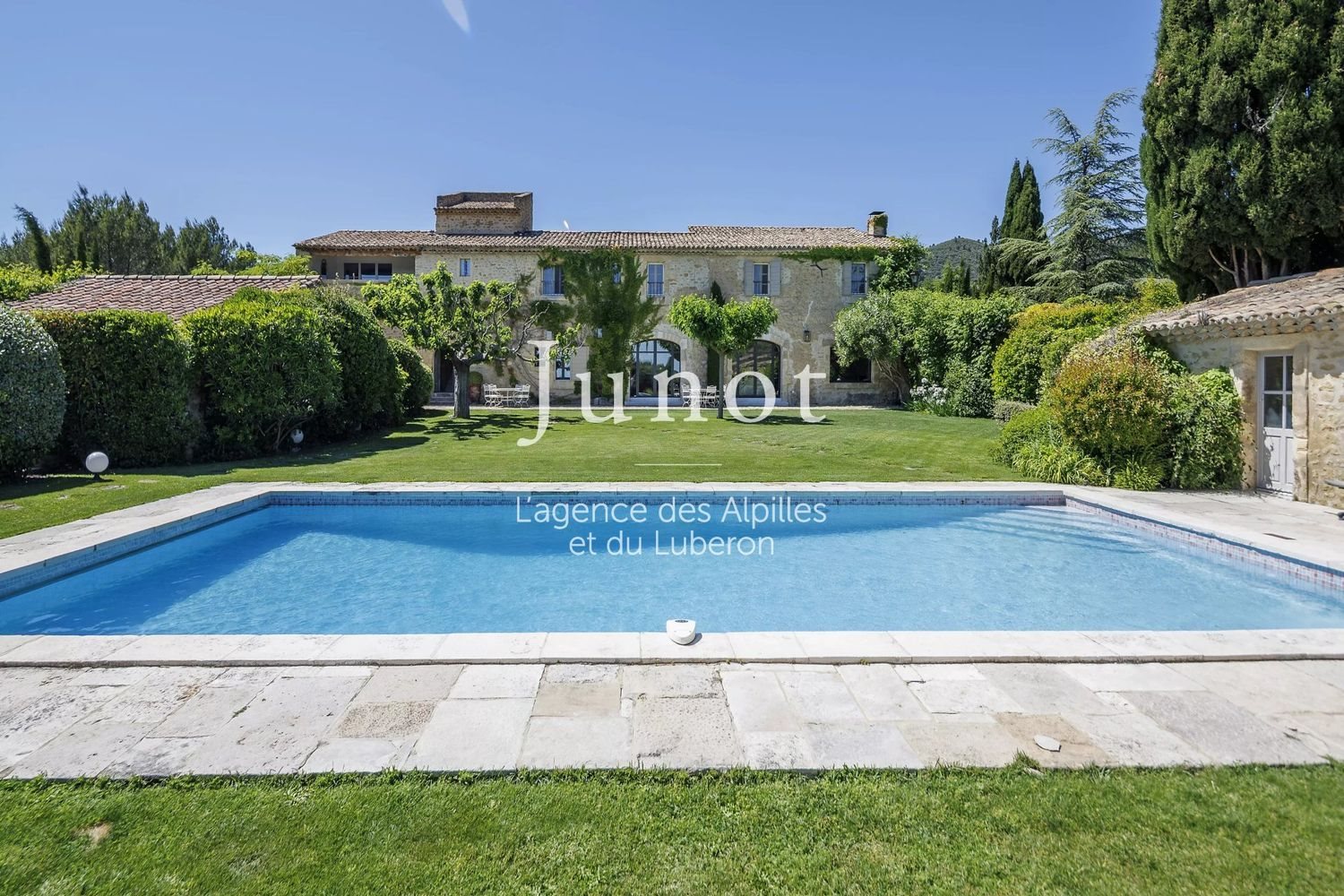 Maison à vendre, 380m², Lauris