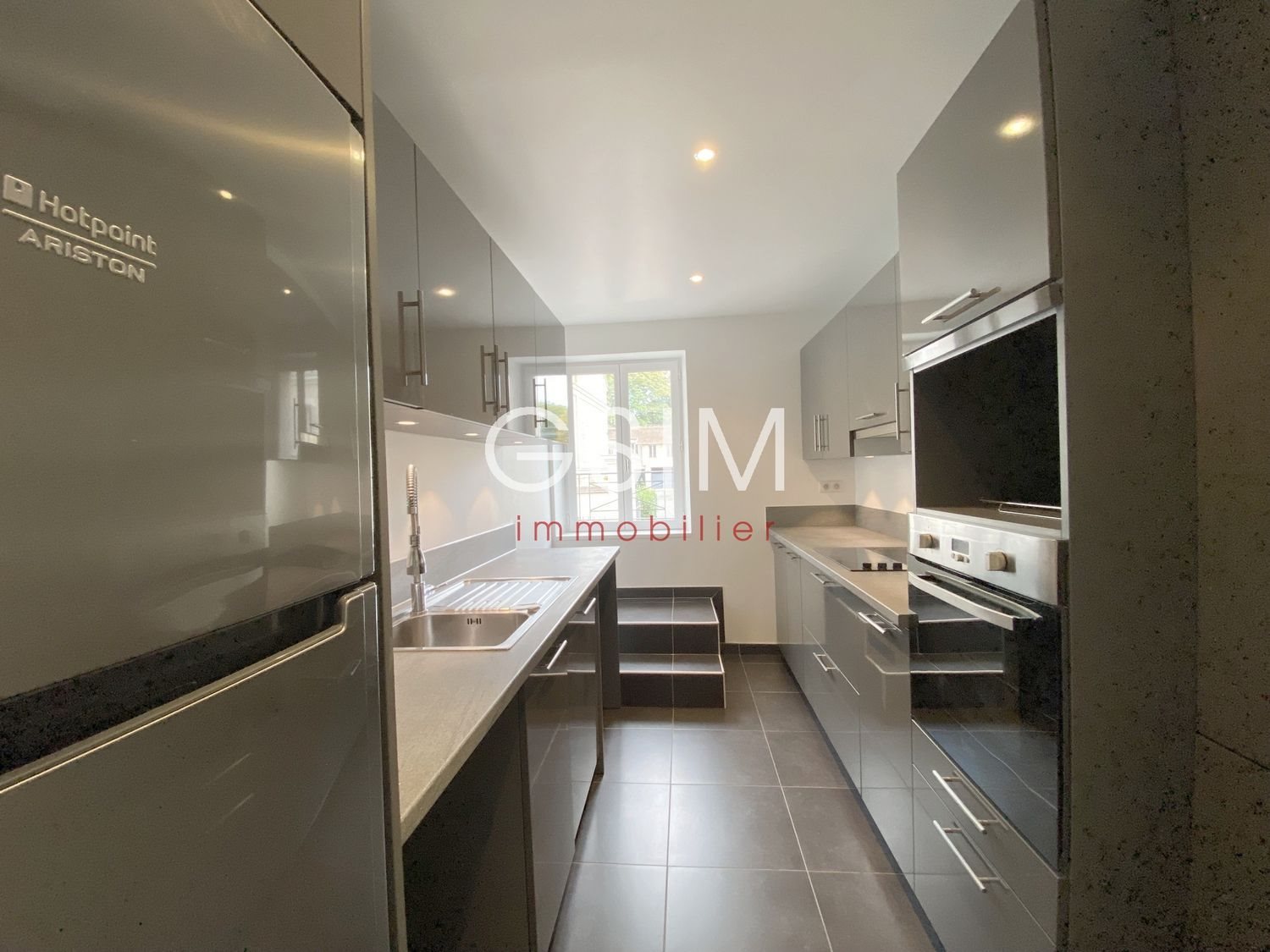 Appartement à louer, 106m², Garches
