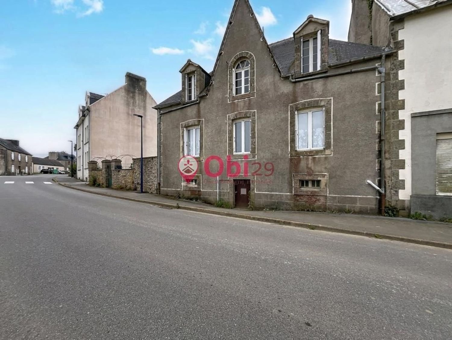 Maison à vendre, 138m², Plomodiern