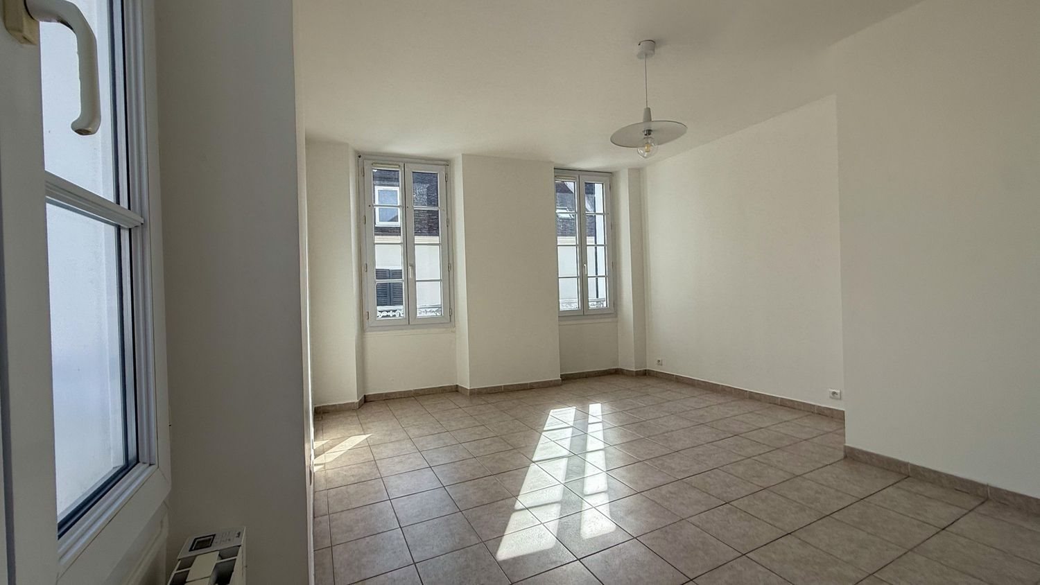 Appartement à louer, 50m², Méré