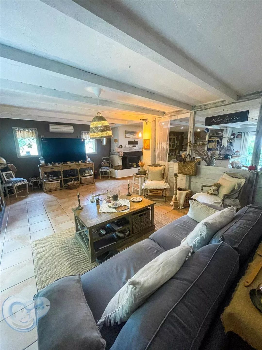 Maison à vendre, 227m², Murs