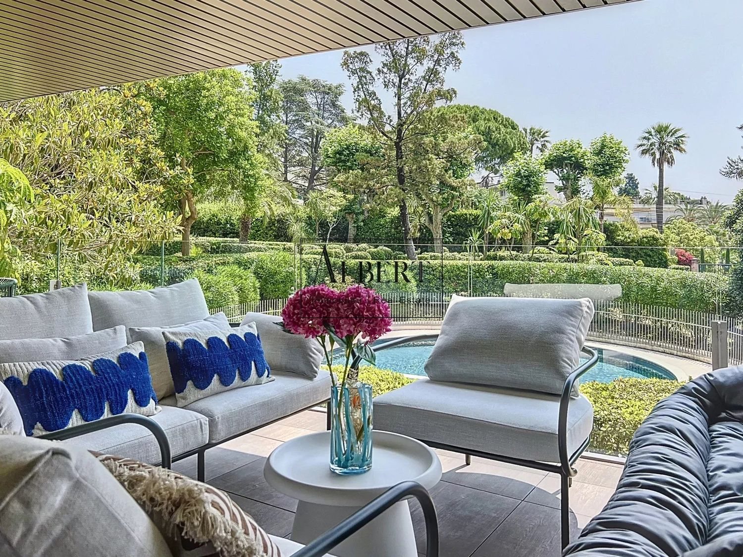 Appartement à louer, 69m², Cannes