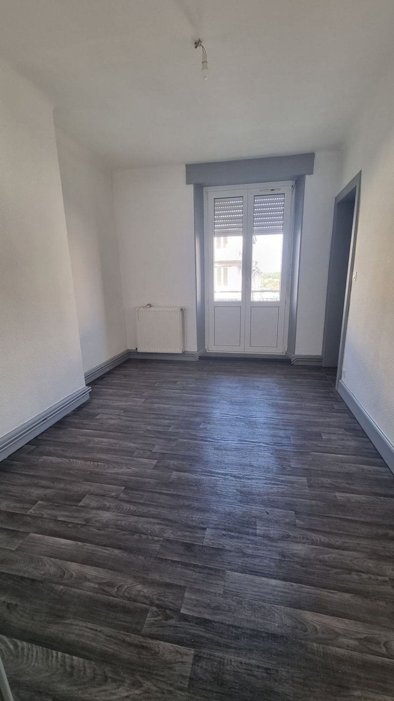 Appartement à louer, 56m², Charmes