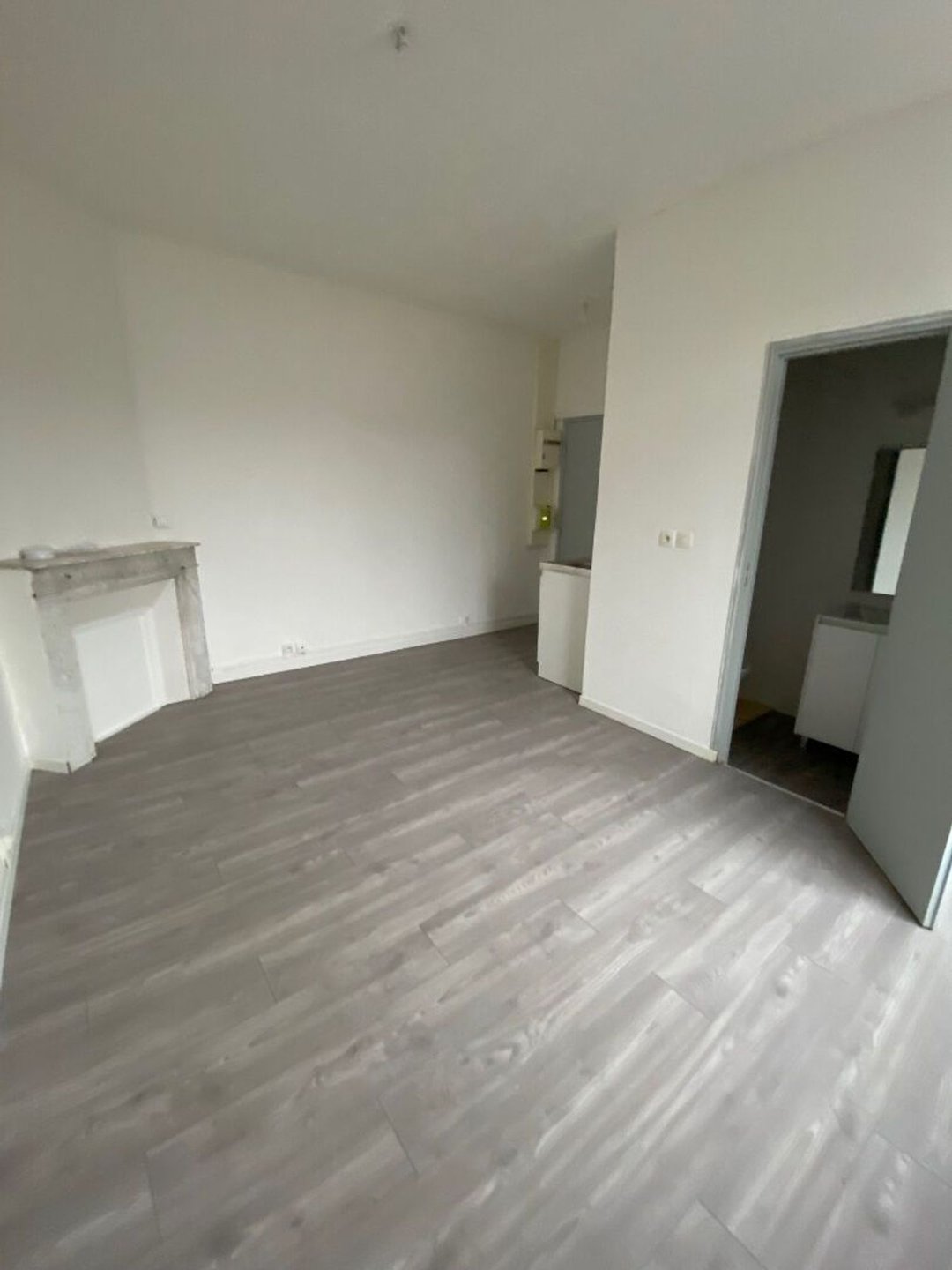 Appartement à louer, 18m², Saint-Quentin