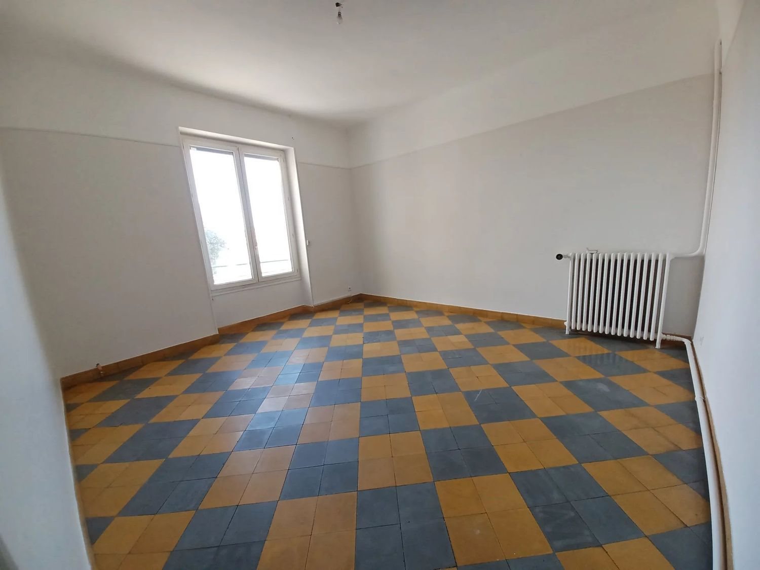 Appartement à louer, 75m², Beaucaire