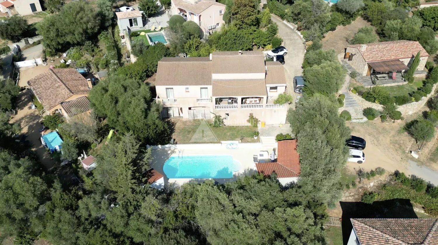 Maison à vendre, 177m², Afa