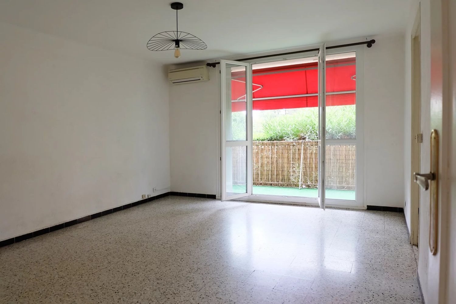 Appartement à louer, 65m², Aubagne
