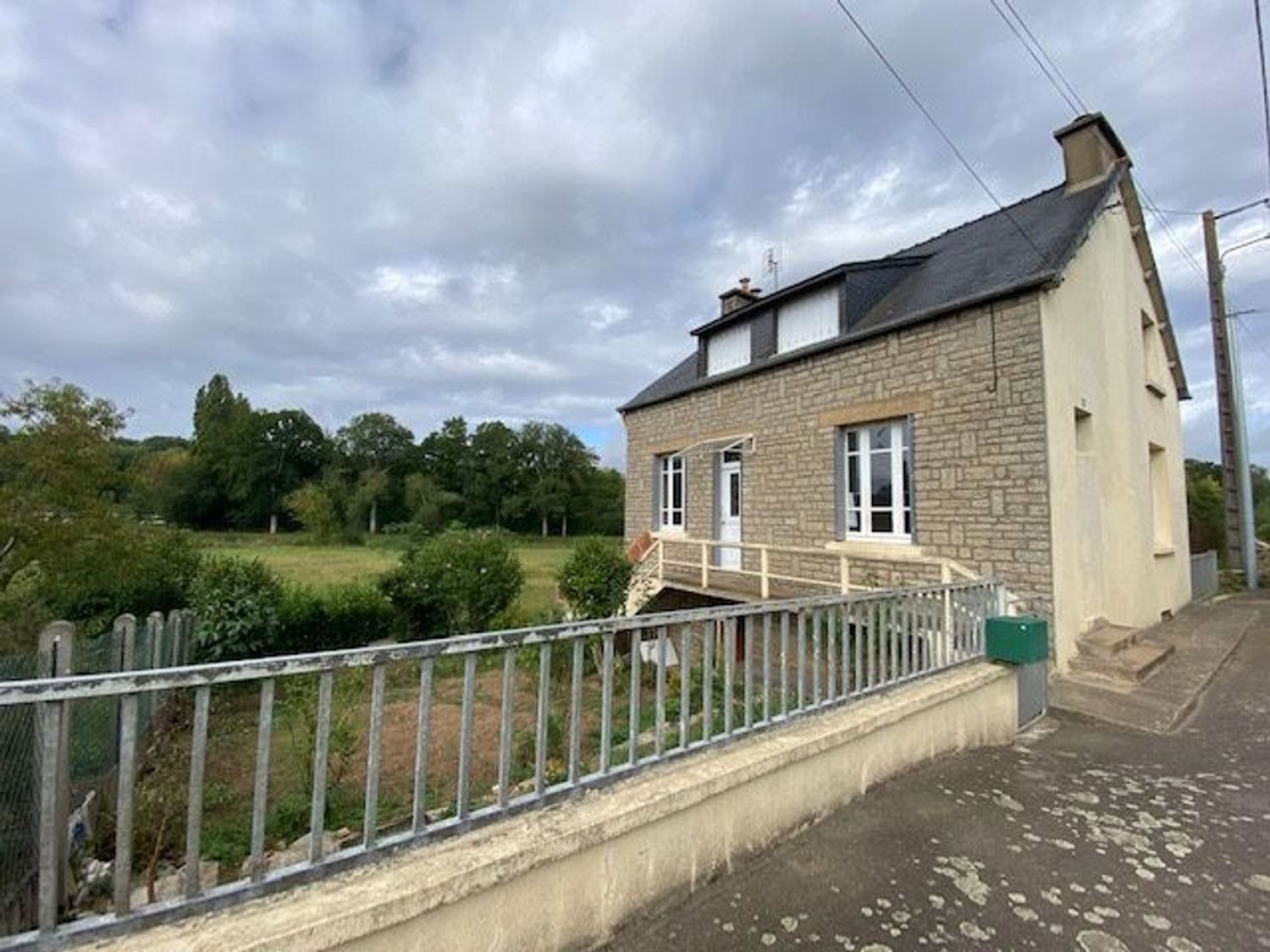 Maison à vendre, 86m², Rohan