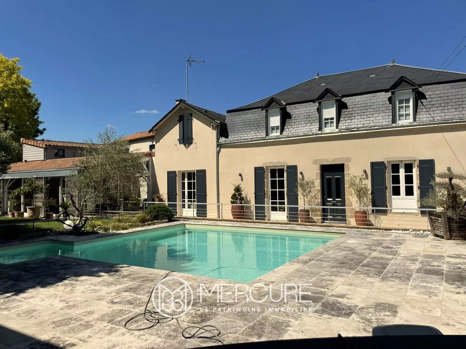 Maison à vendre, 280m², Parthenay