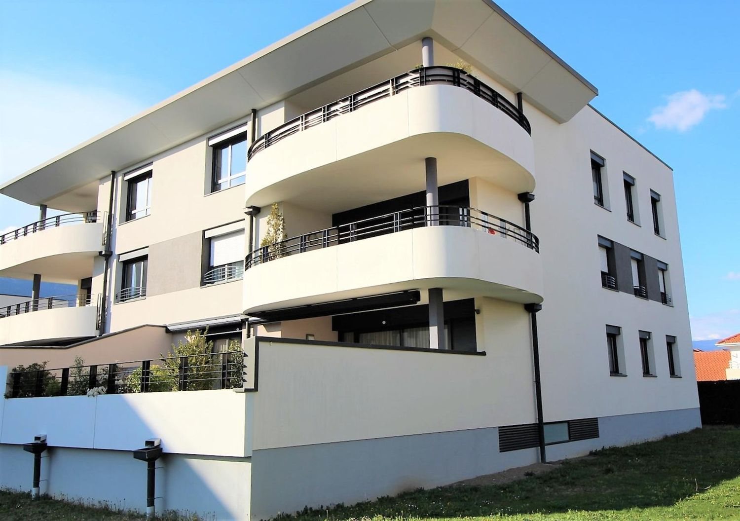 Appartement à vendre, 131m², Saint-Genis-Pouilly