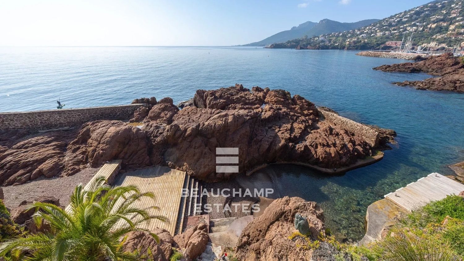 Maison à louer, 300m², Théoule-sur-Mer