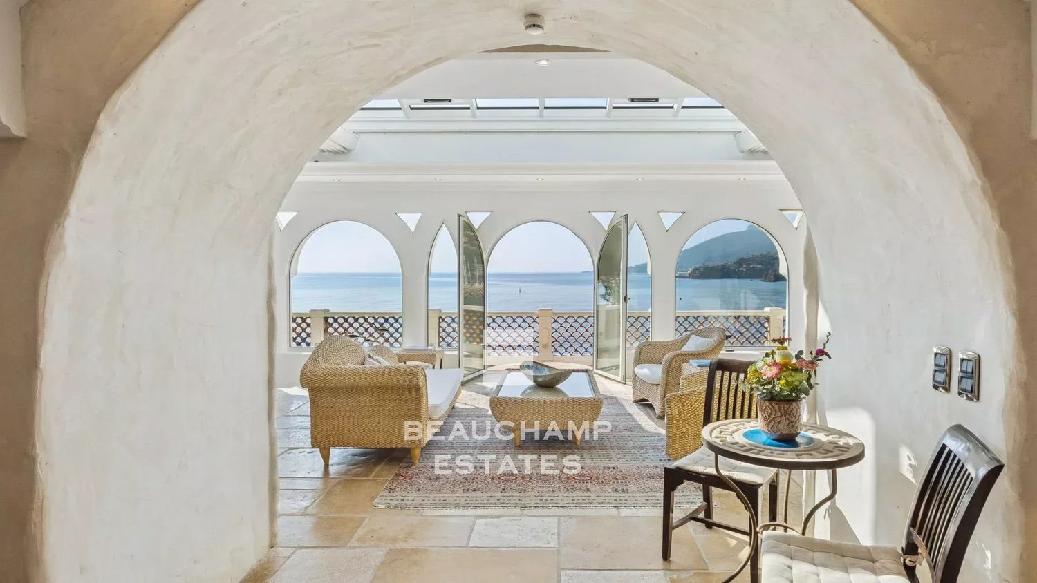 Maison à louer, 300m², Théoule-sur-Mer