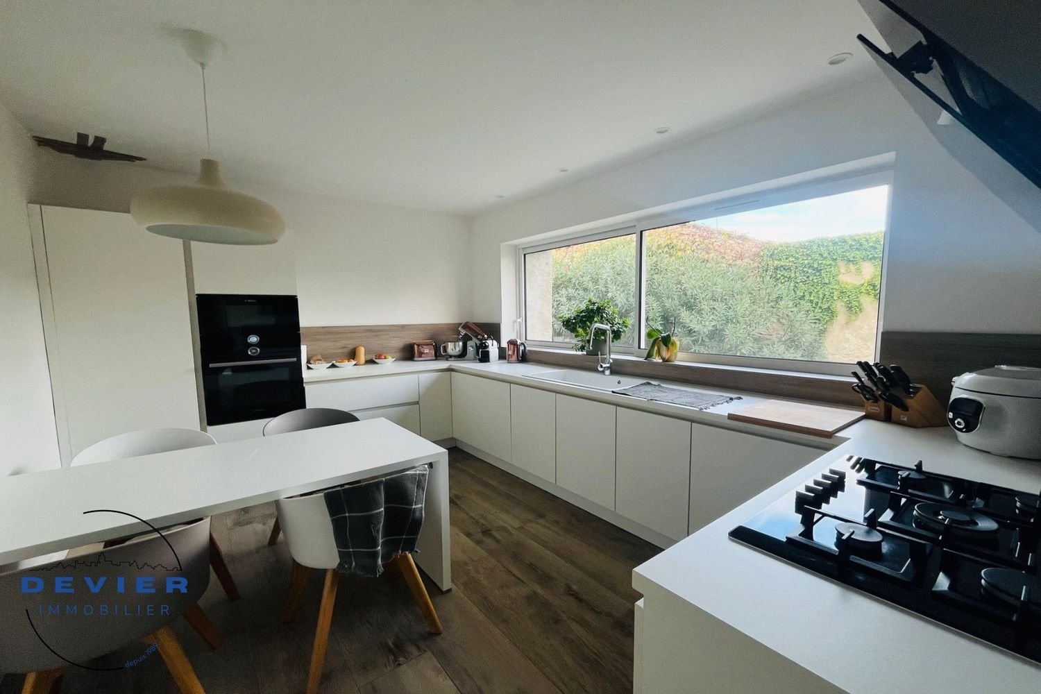 Maison à vendre, 230m², Saint-Geniès-des-Mourgues