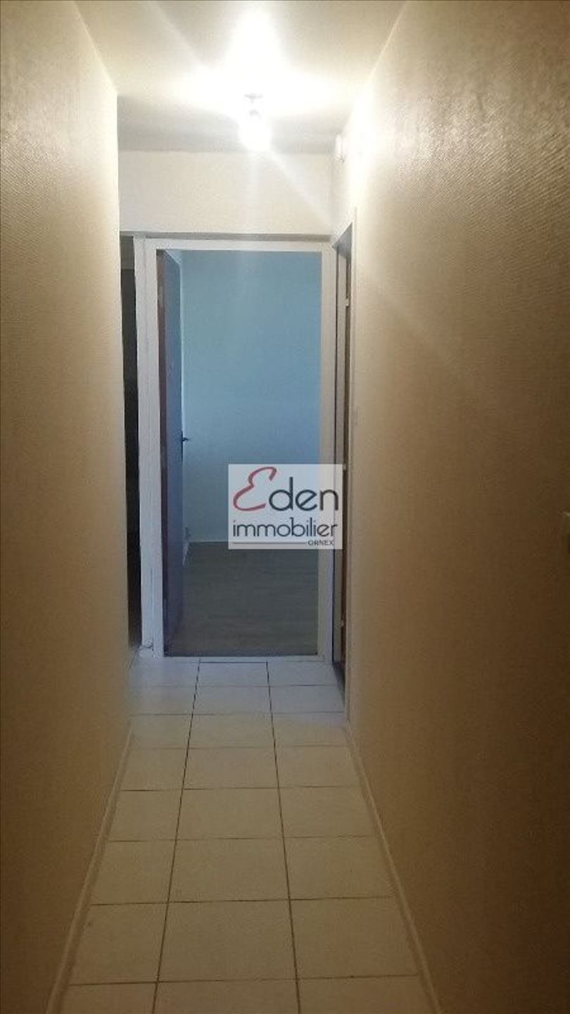 Appartement à louer, 80m², Prévessin-Moëns