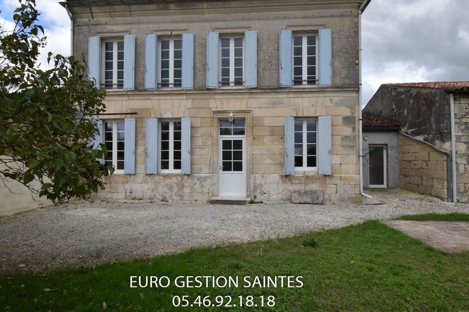 Maison à louer, 101m², Courcoury
