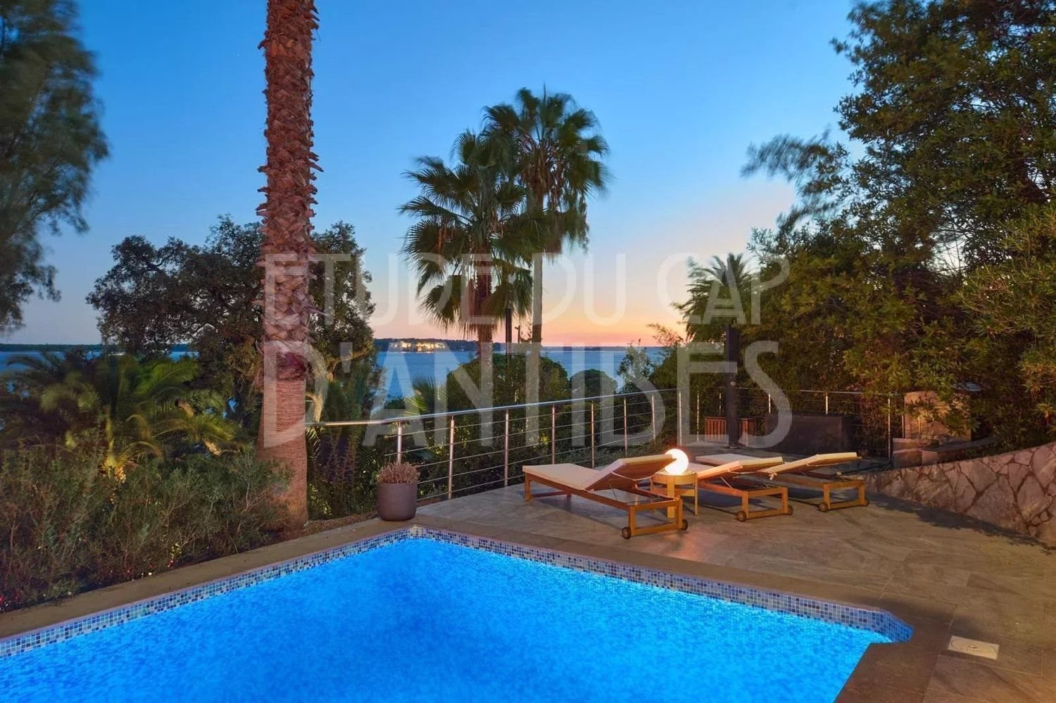 Maison à louer, 300m², Cannes