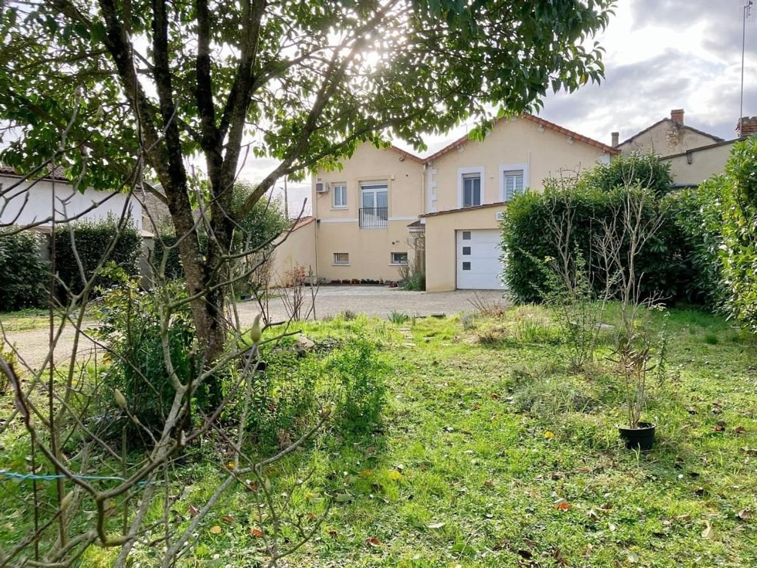 Maison à vendre, 145m², Gond-Pontouvre