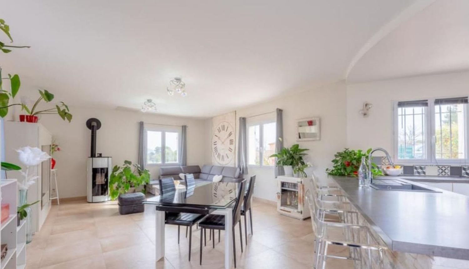 Maison à vendre, 180m², Cadolive
