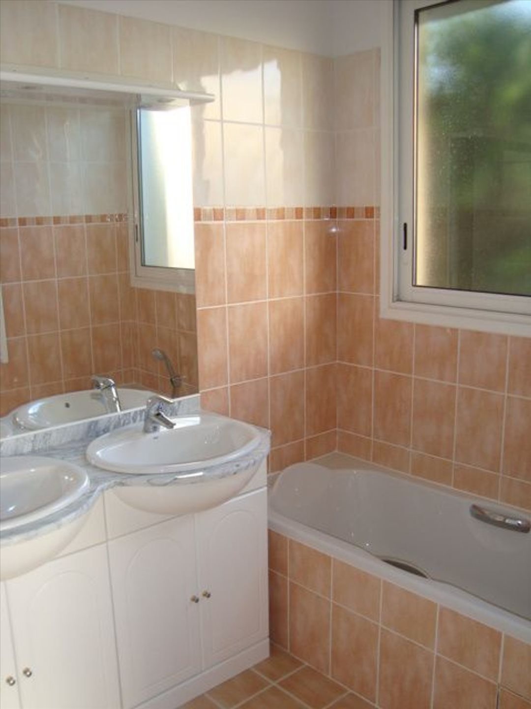 Appartement à louer, 104m², Saint-Laurent-du-Var