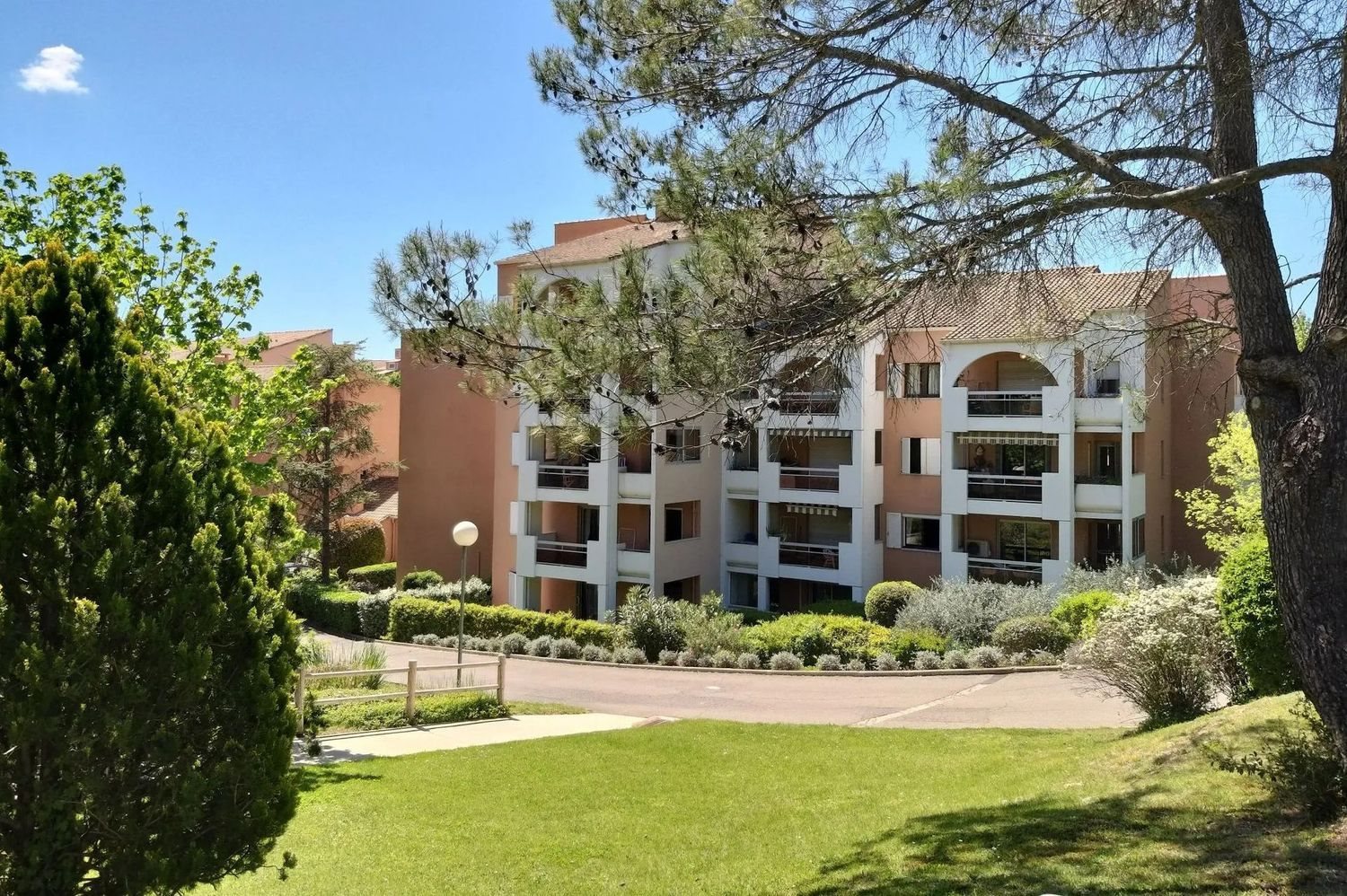 Appartement à louer, 34m², Aix-en-Provence
