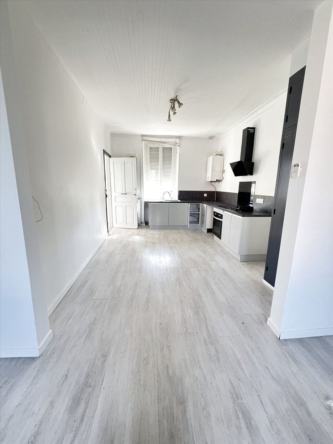 Appartement à louer, 78m², Alès
