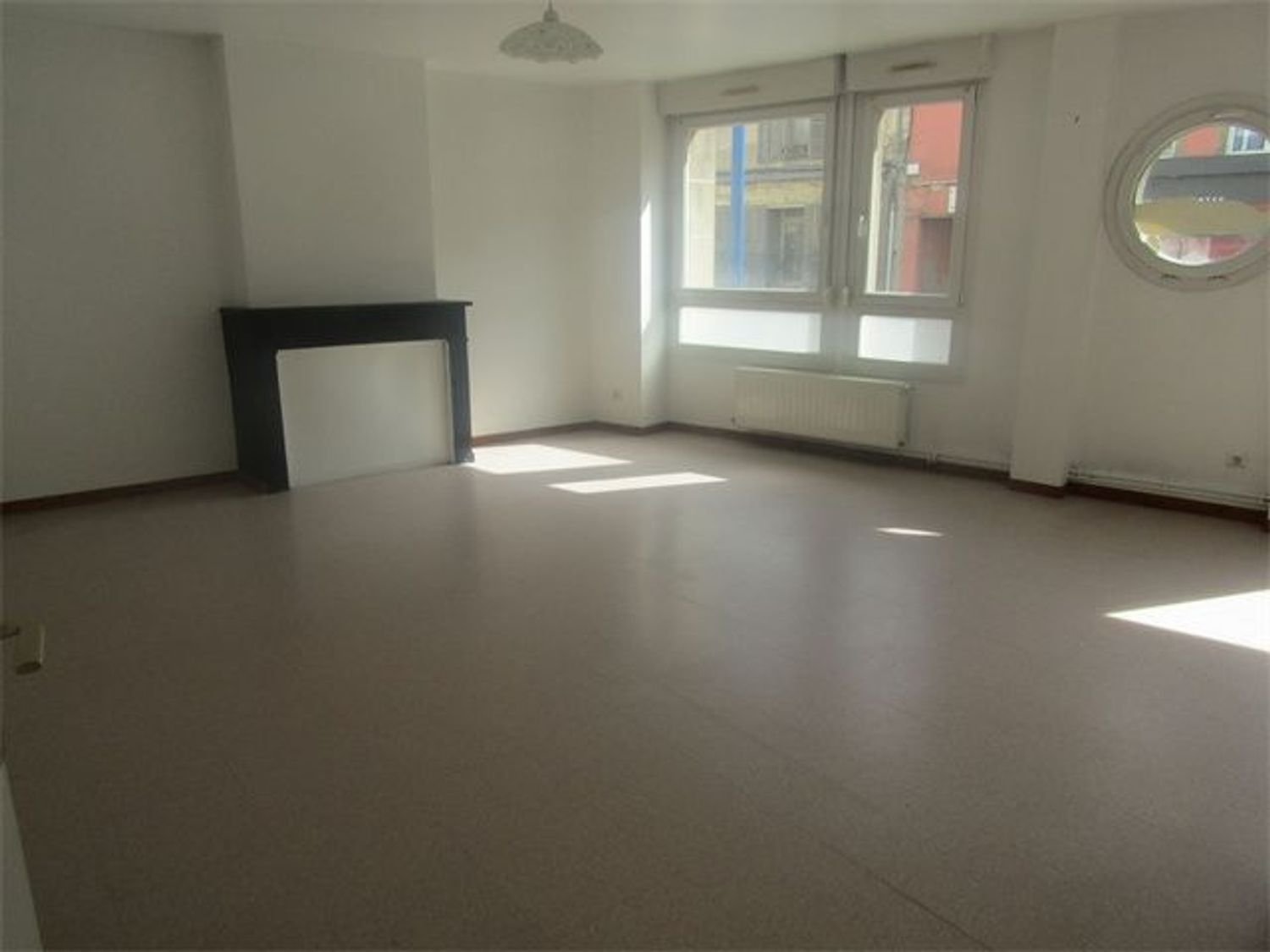 Appartement à louer, 97m², Mirecourt