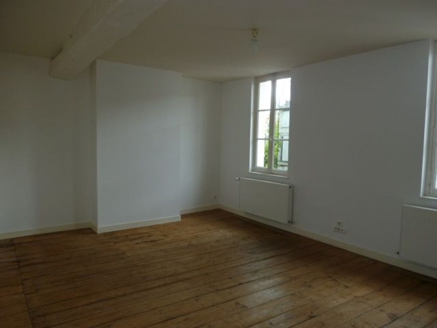 Appartement à louer, 79m², Saintes
