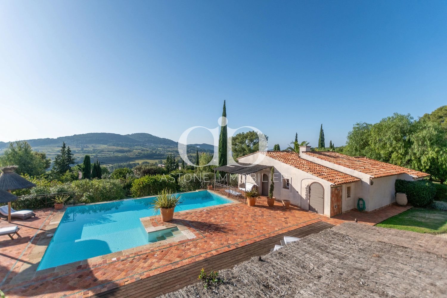 Maison à vendre, 560m², Le Castellet