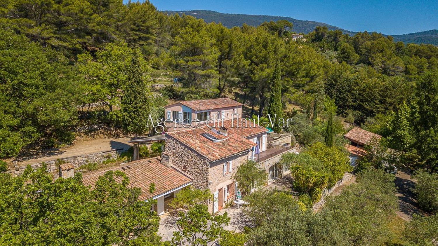 Maison à vendre, 300m², Seillans