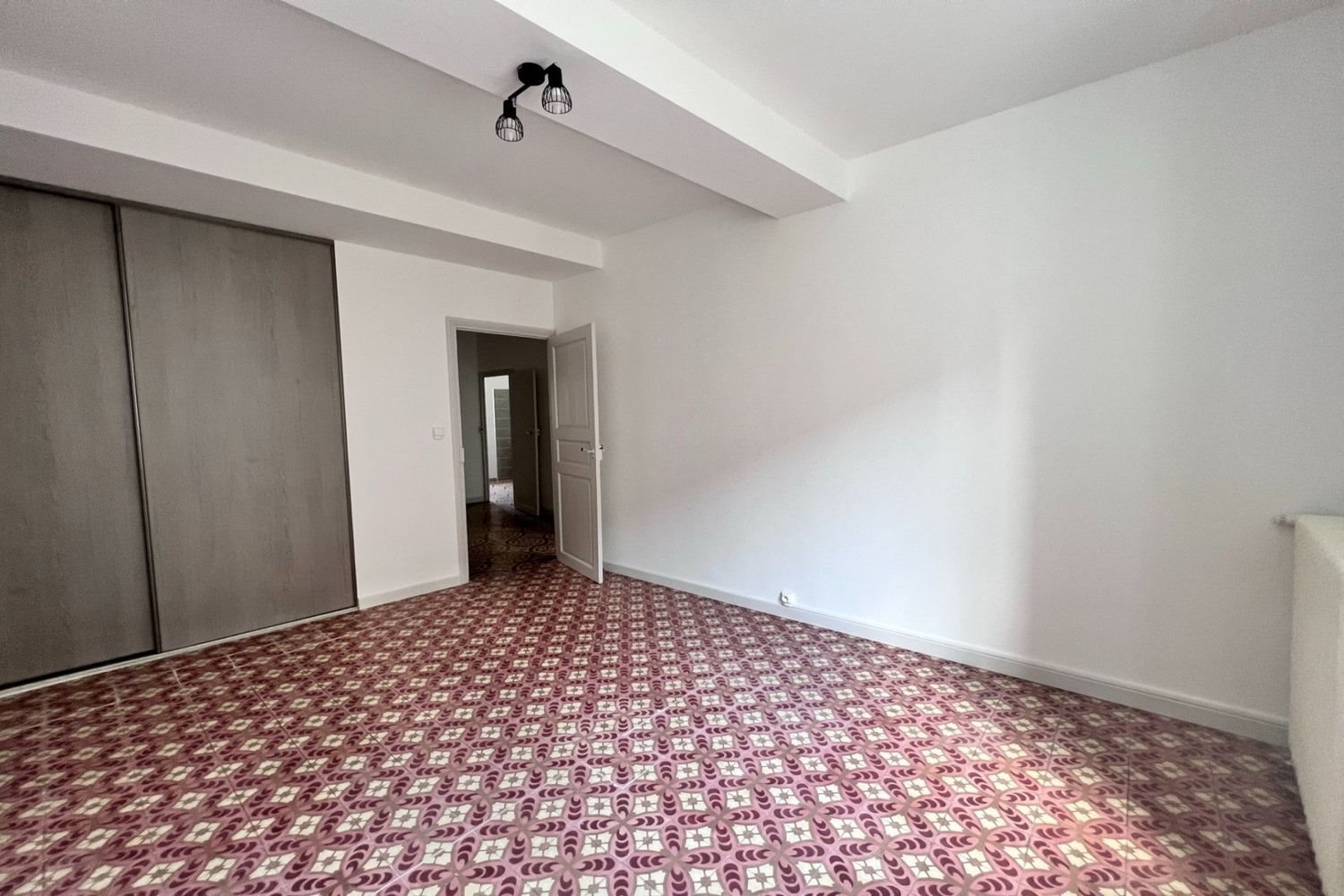 Maison à louer, 121m², Lézignan-Corbières