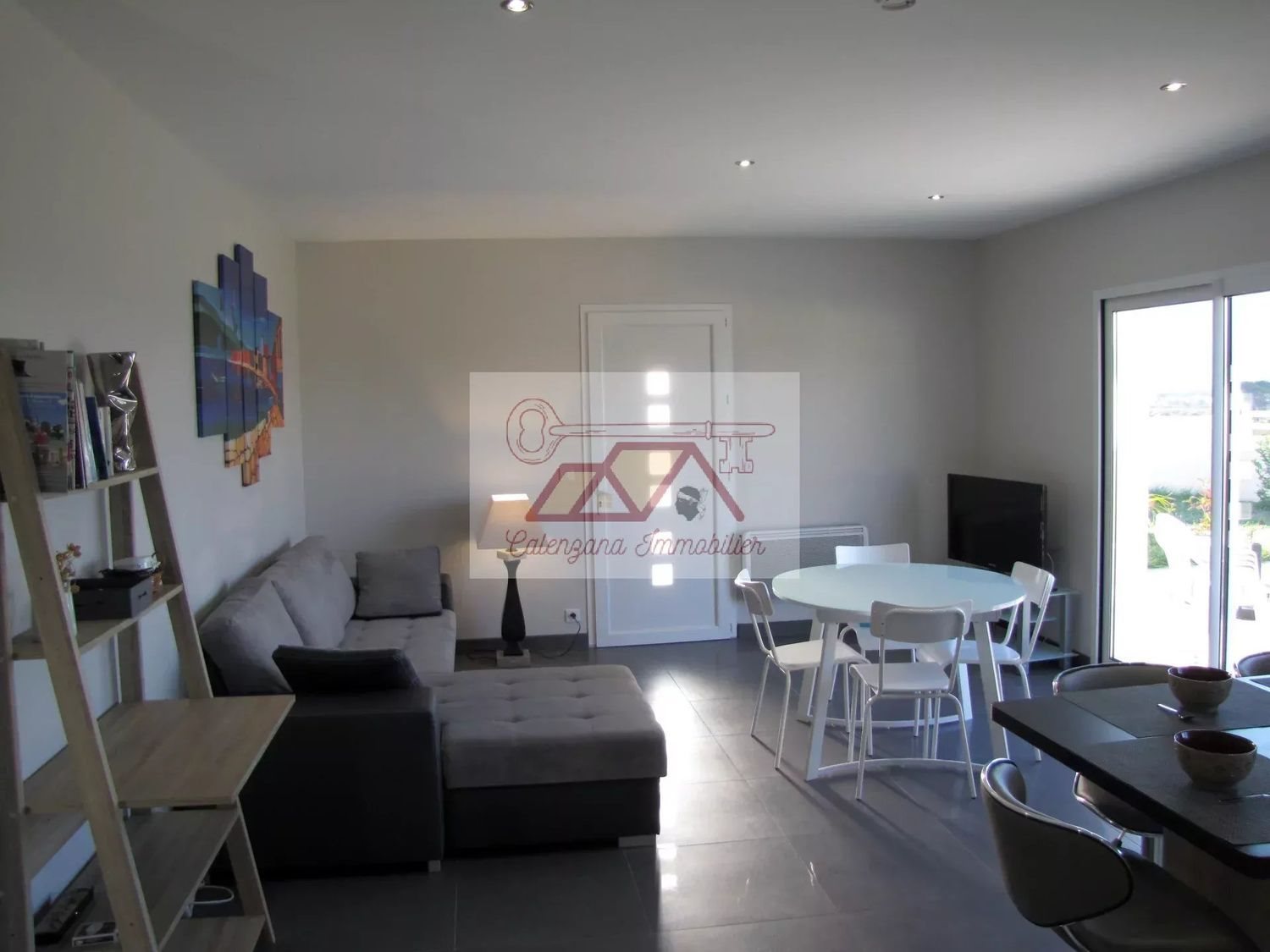 Maison à louer, 73m², Calvi